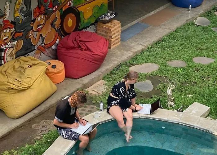 Bali Bobo