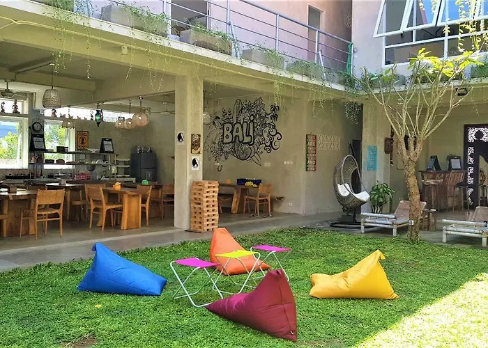 Bali Bobo ホステル ジンバラン